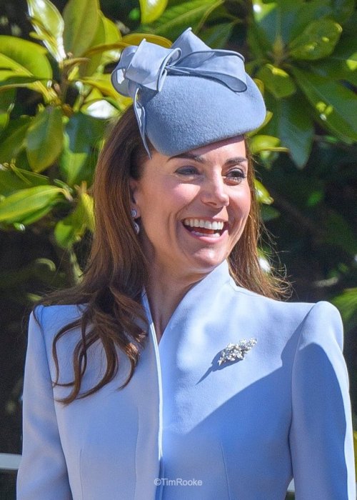 theroyalweekly: Catherine Duchess of Cambridge and Prince William attend #EasterSunday Service at St