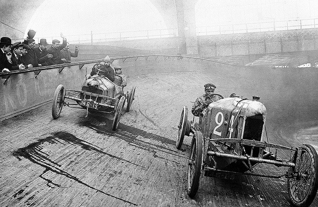 gentlecar:  Winter Velodrome, Paris, 1909 