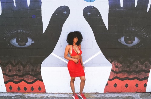 lovethediosa:  #stillbrazy 