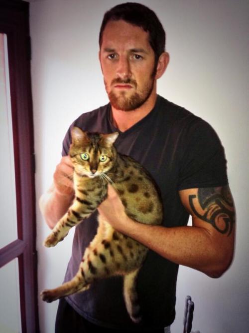 spookybr0ses-blog:  @WadeBarrett: Say hello to my little friend.   Adorable…and the cat looks nice to.