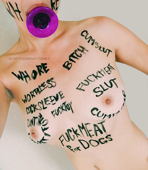 marriedslutwife:Nothing like a slutwife that knows her duties and responsibilities.