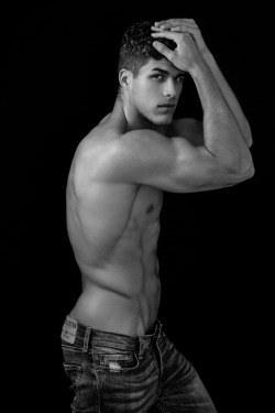 bambam62:  Norbert Banhidi by Ronaldo Mercado 