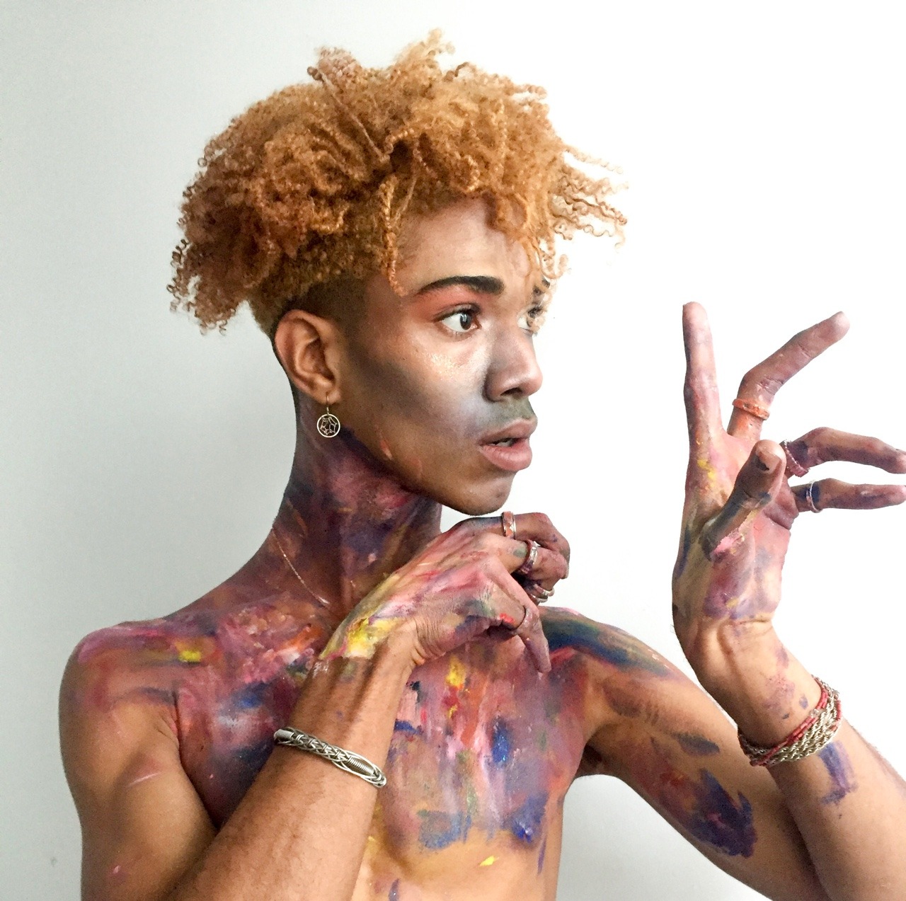 egotisticalgold:Life imitating Art ig: iisaiahb