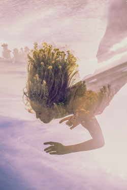 She dives unto earth. Double exposure Theresa