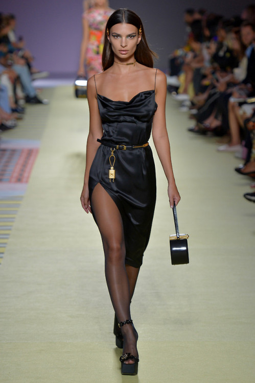 Emily Ratajkowski walked the Runway, a vacant expression on her face…  She wanted to…s