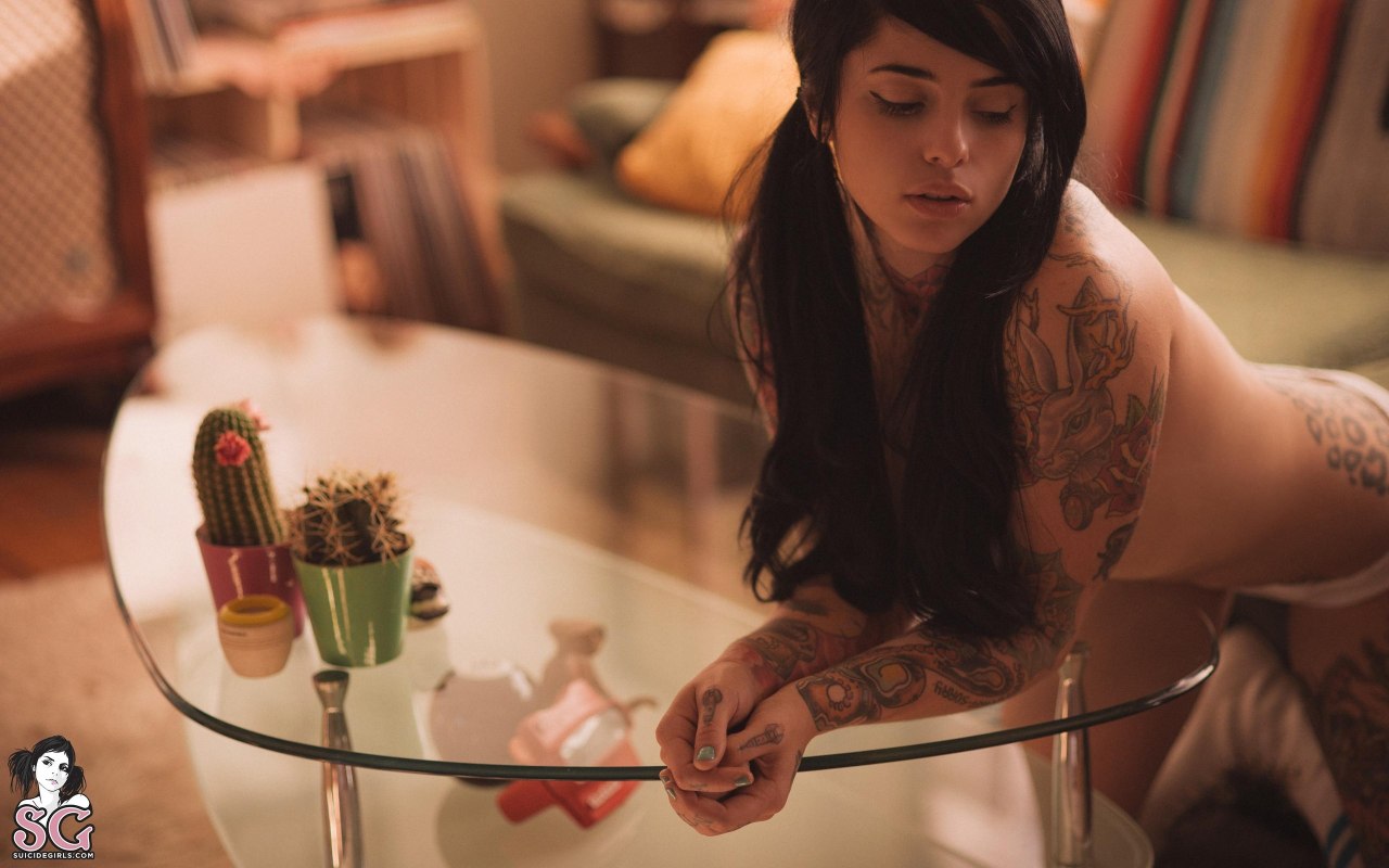 sglovexxx:  Radeo Suicide