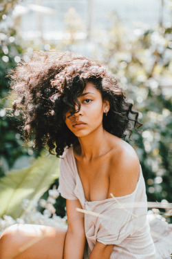 chaesworld:  mrcheyl:  Brooklyn Botanic Garden #45 w/ Jada​ by MrCheyl  *clutches pearls* I need a collaboration with you sir!