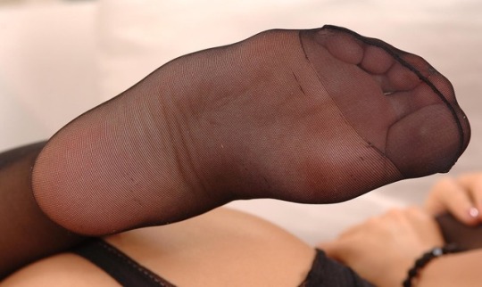 feetandnylon: Licking time 💋 