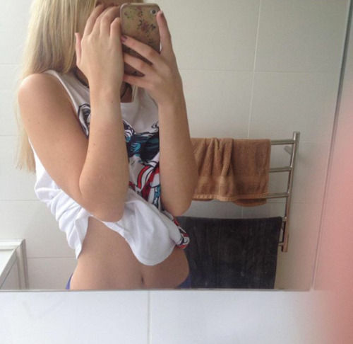 This is alica so sexy she is 16