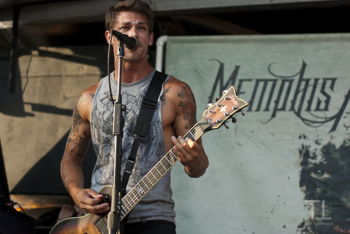 allthingskellenmcgregor:  Kellen McGregor Live