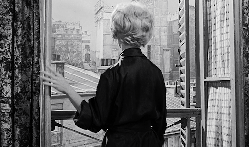 classicfilmsource: Joanne Woodward in Paris Blues (1961) dir. Martin Ritt