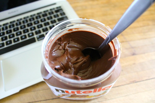 capturethelights:  Thank you costco for satisfying my nutella cravings.