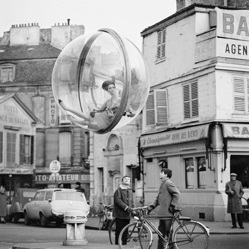 XXX vintagegal:  Melvin Sokolsky- "Bubble series" photo