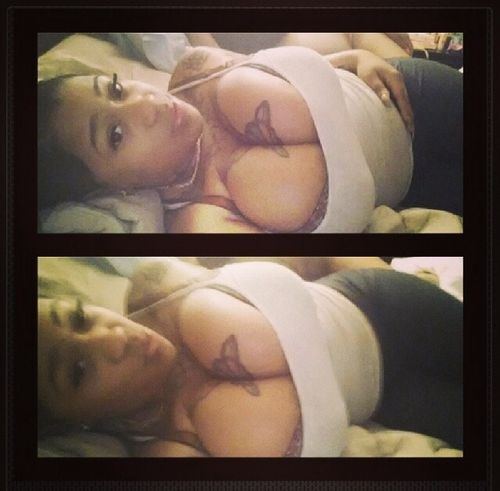 toomanywomenz:  Tit…….TAYZ