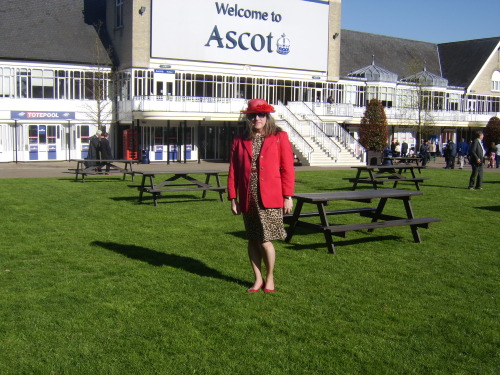 With Royal Ascot 2014 almost upon us, here I am at Ascot. Top photo, leopard print dress &amp; r