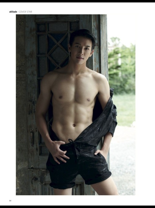 asianmosquito:  dekmaideexxx:  อัดที่ตูด-พุฒิ (1)  Why I got a feeling that he has been under the knife? If he has, at least have some PS that increase the masculinity. Why looks like a botox queen?