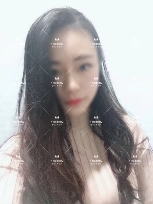 xingtongmolu: 感谢 yinqibaby 投稿：大学生母狗，第一次来汤分享，很开心认识到各位汤友 有南京的朋友一起调教母狗吗？人前女神，人后母狗，贫胸母狗渴望得到大家的强暴，轮奸。请大家多