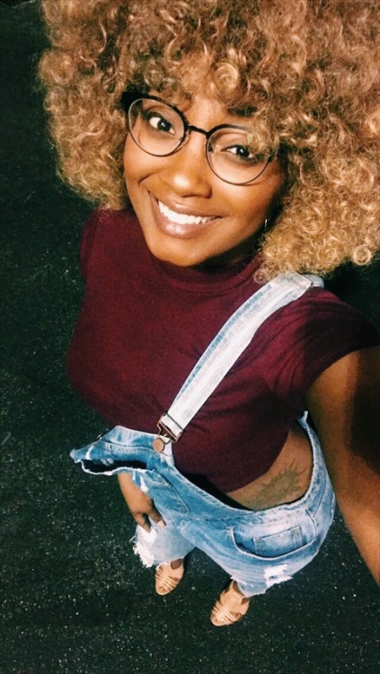 blackkandgayy:  howtouncageagirl:  ✨When you become the best most unapologetic version of yourself ✨  SHINING