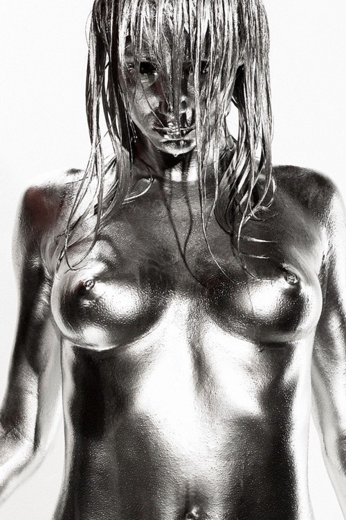 gotcelebsnaked:  Sara Jean Underwood - ‘A Portrait of Sara Jean Underwood’