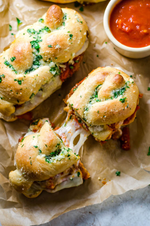 guardians-of-the-food: Garlic Knot Chicken Parmesan Sandwiches