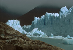 20aliens:ARGENTINA. Lago Viedma. Ice blocks.1978.Rene Burri