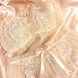 placedeladentelle:Dainty Dreamer by Sugar Lace Lingerie