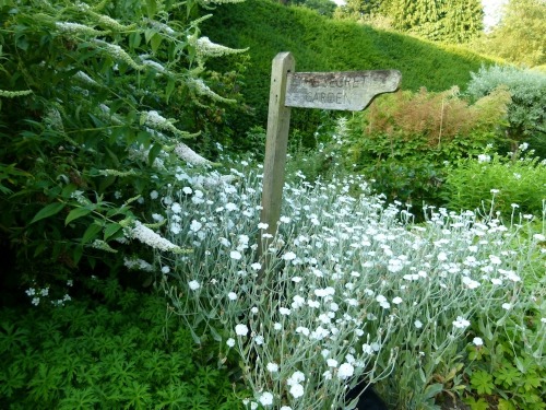 wapiti3: Highclere Castle Gardens set for TV series Downton Abbey, has stunning gardens. image s