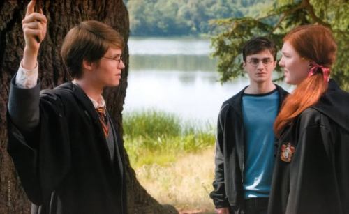 timeturner:So many problems with this picture thoughwhy is james’ hair all combed and shit when it s