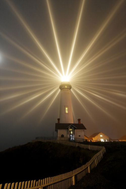 beautymothernature:  Pigeon Point Lightho share moments 