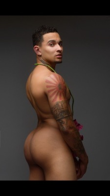 letsspillsometea2:  Matt photo shoot pics (from onlyfans)