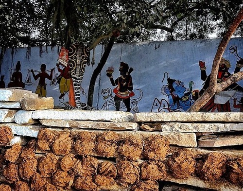 #varanasi #wallart #stillife #kashi #banaras #benares (at Varanasi, India)