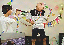 greyjoyofpyke:  jinyoung began to decorate himself so gongchan decided to help out