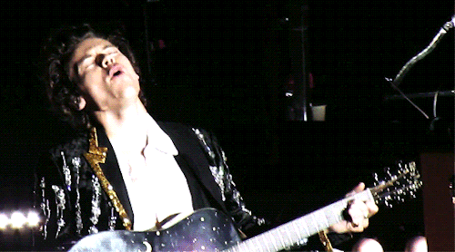 thestylesgifs:Carolina @ Los Angeles, CA