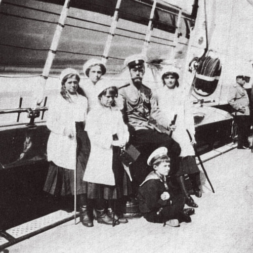 imperial-russia:Tsar Nicholas II and his children aboard imperial yacht Standart, 1912