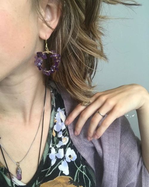 ♒️ I seriously can&rsquo;t get enough of these amethyst wrapped hoops I made!! Feeling connected