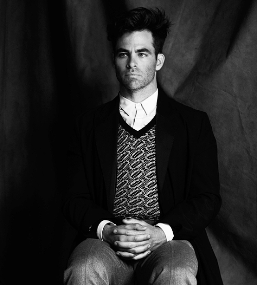 dailychrispine:  Chris Pine photographed adult photos