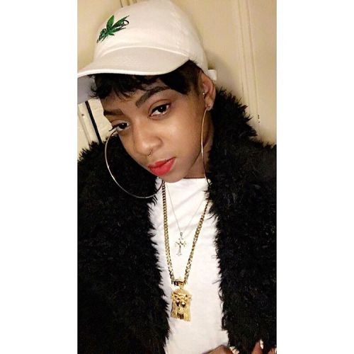 SHE @k.slay_ Caught Slayin in Her &ldquo;Queen La Reefa&rdquo; Hat #Slayed #flyshitOnly #streetfash