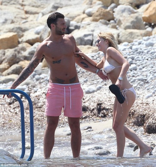 celebgosspb:  Jake Quickenden and Danielle Fogarty show off their enviable figures in Ibiza! http://wp.me/p35ujW-1jz  
