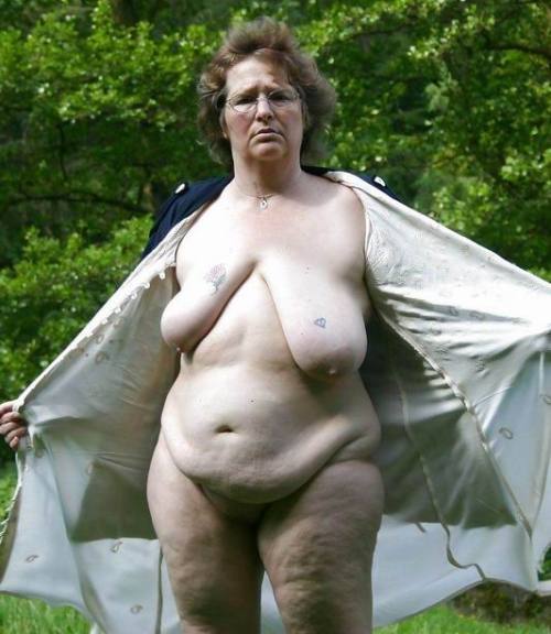 fat-naked-old-grannies:  Wow, talk about sloppy, but sexy!!! I’d love to get this babe in the sack! Plenty of flesh there to love. She’s built for comfort and would be one sweet ride in bed!