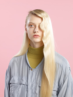 gif:  AnOther Magazine Editorial FW 2012-2013, Nastya Kusakina by Anuschka Blommers and Niels Schumms