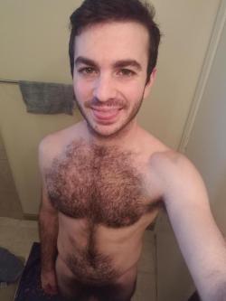 hairy-males: Squeaky clean fur. ||| Hot and sexy males LIVE and FREE @ https://ift.tt/2p2Tjlp