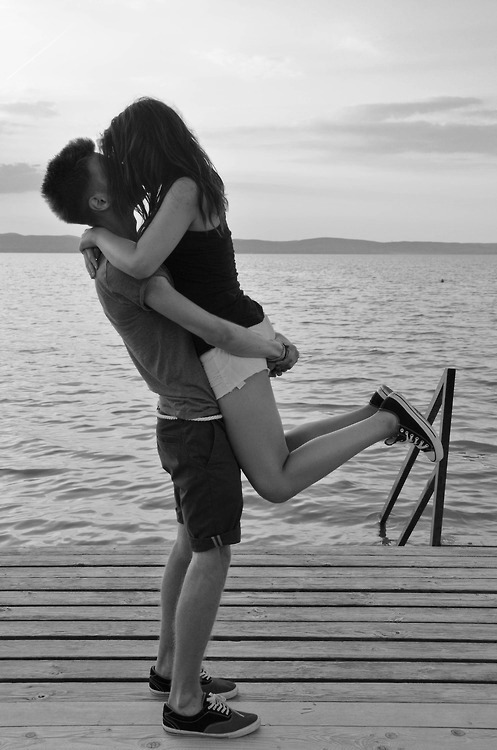 fuckin-kisses:  hugmoi:  Love blog!  mild sexual love relationship blog xx