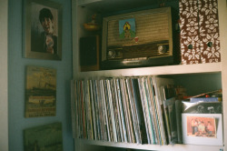 gentlewolves:  corner of my room (by mysterymoor) 