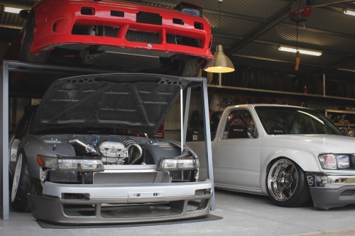 engineeredtoslide:  Garage Scenes www.engineeredtoslide.com
