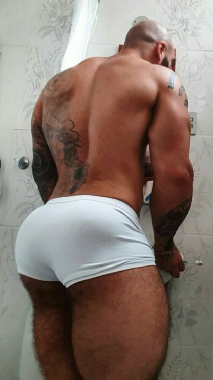 asskingz: REBLOG AND FOLLOW @asskingz​ for ASS 24/7!!!