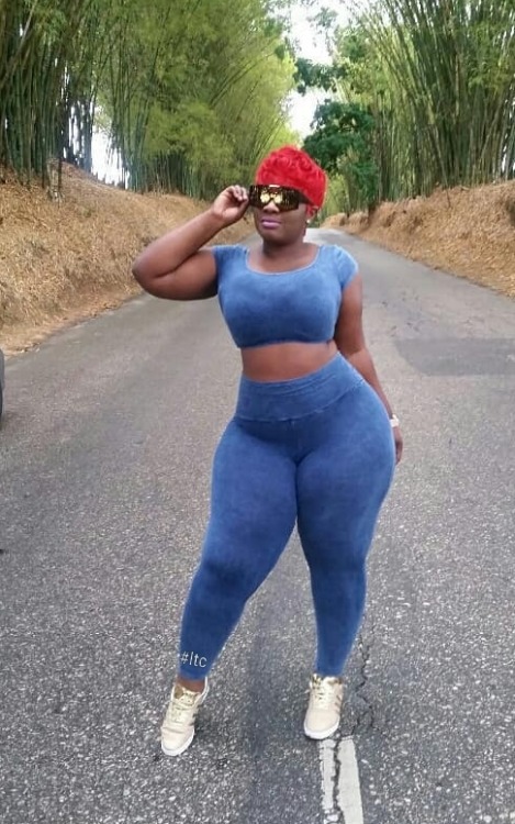 voluptuouscafe: Todays hottie.It’s not about the perfect shape, your shape is perfect for you. #bbw #thick #curvy #voluptuous #swinger Rock your curves @VoluptuousCafe http://www.voluptuouscafe.org