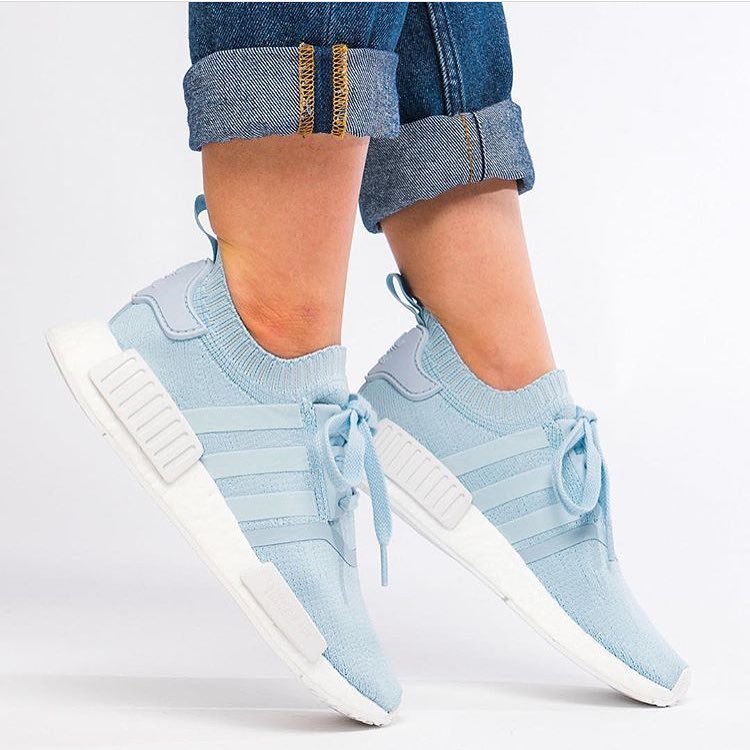 adidas nmd r1 baby blue