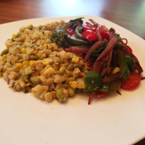 @hungryroot Vegan cauliflower, corn and edemame risotto with a chickpea &ldquo;alfredo&rdquo