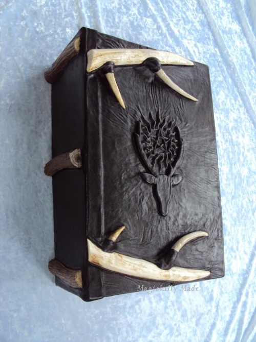 Porn Pics druid-of-tho-green:Books of Shadows