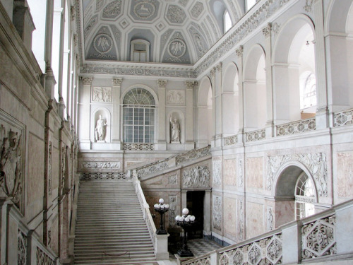 inkxlenses:Atrio Palazzo Reale di Napoli | by Giuseppe Ferraiolo